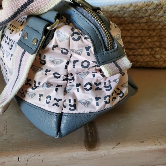 ROXY Grey Tan Silver Roxy Logo Satchel Soft Shell Handbag Purse Very Cute - Picture 7 of 8